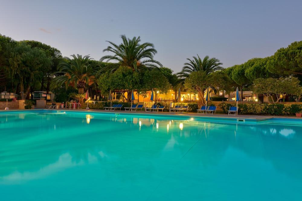 Camping Village Mareblu Marina di Cecina Esterno foto