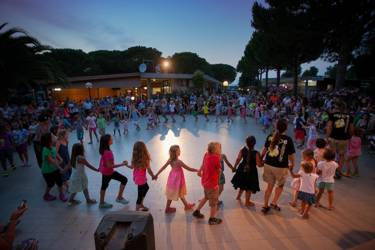 Camping Village Mareblu Marina di Cecina Esterno foto