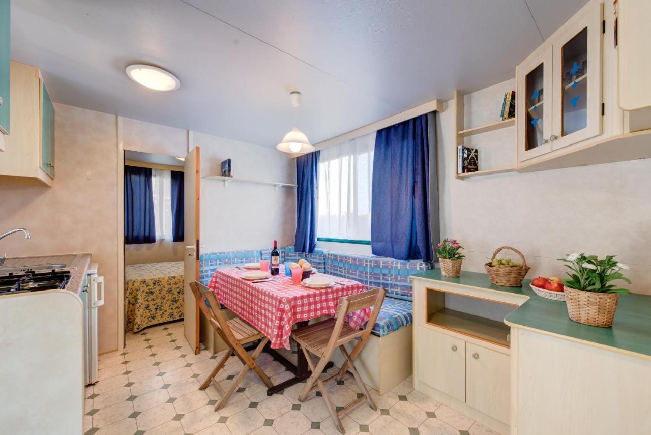 Camping Village Mareblu Marina di Cecina Esterno foto