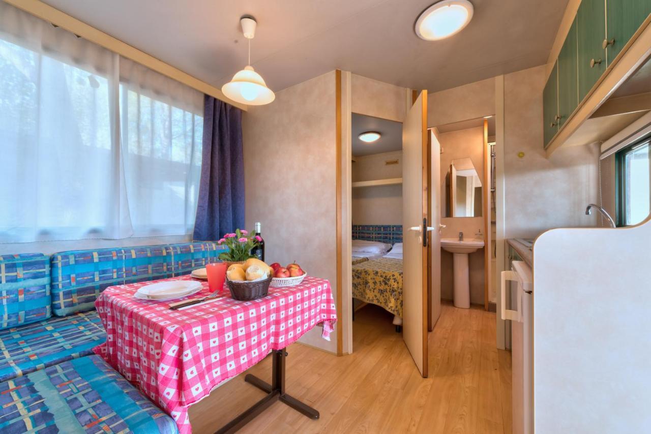 Camping Village Mareblu Marina di Cecina Esterno foto