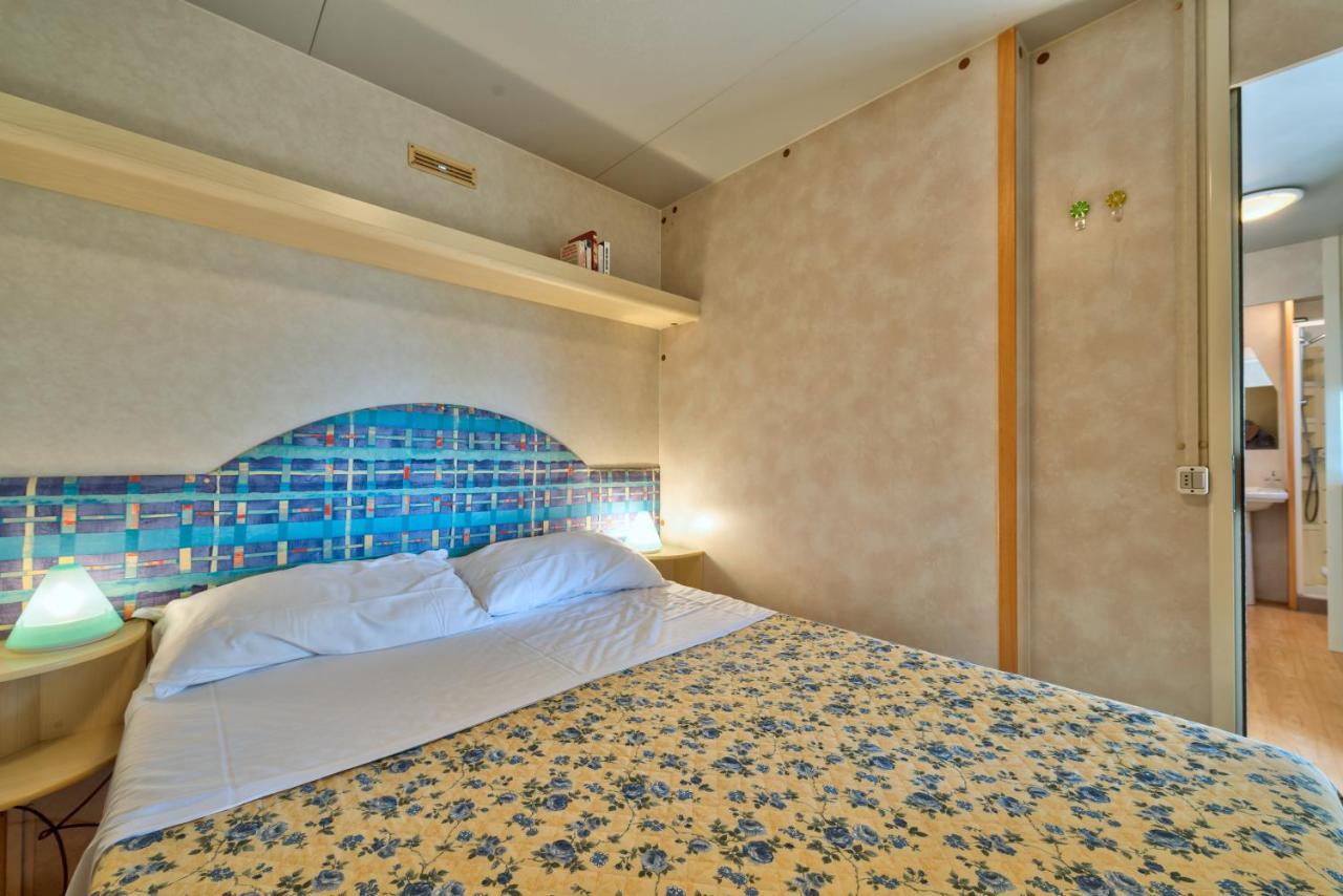 Camping Village Mareblu Marina di Cecina Esterno foto