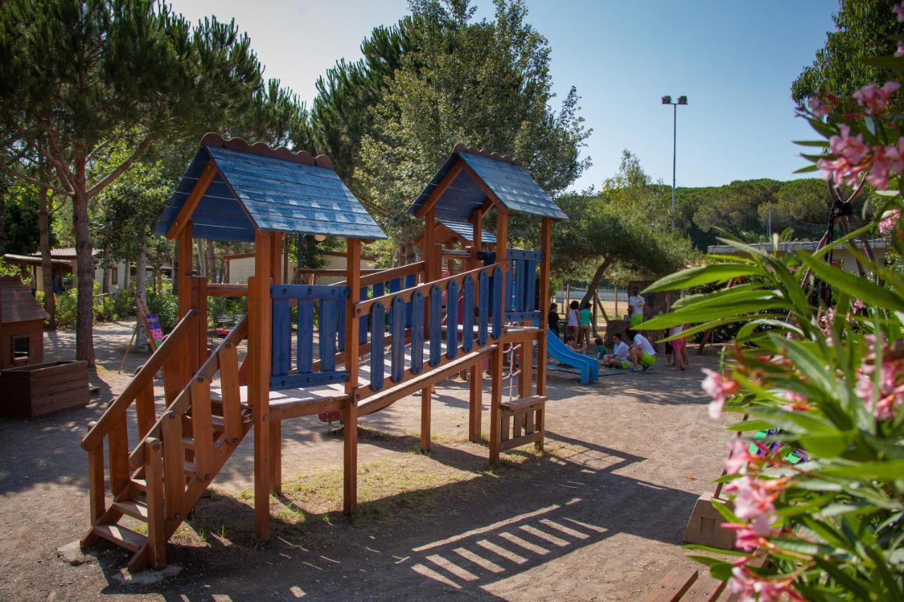 Camping Village Mareblu Marina di Cecina Esterno foto